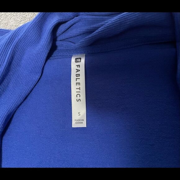 FABLETICS Astoria shrug in cobalt blue size small fits medium VGUC - Picture 5 of 7